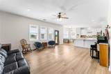 9122 Stinnett Mill Rd - Photo 5