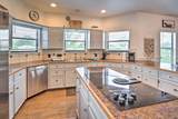 15805 Richards Dr - Photo 3