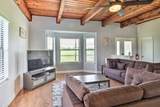 15805 Richards Dr - Photo 8