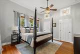 704 Gresham St - Photo 10