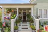 704 Gresham St - Photo 2