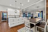 704 Gresham St - Photo 9