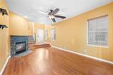 1011 Brodie St - Photo 6
