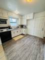 622 Trinity St - Photo 4
