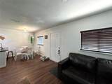 2402 Parker Cir - Photo 4