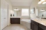 2009 Waterview Rd - Photo 13