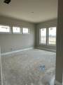 812 Hemingway Loop - Photo 9