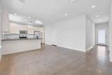 301 Stassney Ln - Photo 7