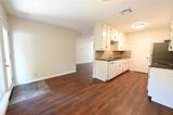 1503 Valleyridge Dr - Photo 4