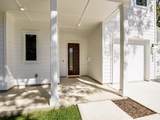 402 Zennia St - Photo 2