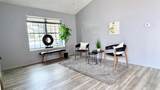 1411 Gracy Farms Ln - Photo 4