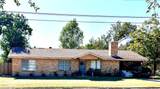 817 Harris St - Photo 1