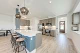 521 Elm Green St - Photo 10
