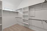 908 Universal Dr - Photo 18