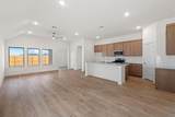 908 Universal Dr - Photo 5