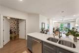 908 Nueces St - Photo 9