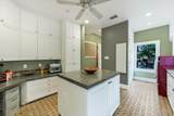 206 Las Lomas Dr - Photo 15
