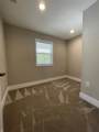 935 La Posada Dr - Photo 22