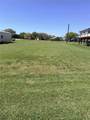 1912 Bayview Dr - Photo 3