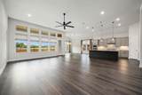 602 Pulitzer Dr - Photo 5