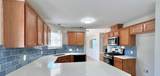 610 Sparkling Brook Ln - Photo 4