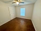 709 San Saba St - Photo 11