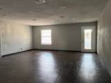 400 Chisholm Valley Dr - Photo 7