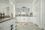 6405 Greensboro Dr - Photo 19