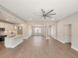 381 Monarch - Photo 15