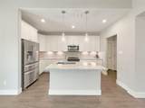 381 Monarch - Photo 22