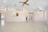 1801 Twisted Oak Dr - Photo 3