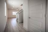 2100 Tucker Ln - Photo 4