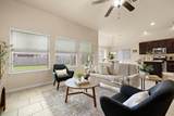221 Loch Lomond St - Photo 6