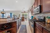 1015 Preserve Pl - Photo 10