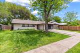 2108 Deadwood Dr - Photo 2