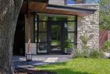 2401 Jarratt Ave - Photo 4