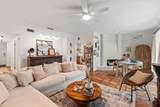 606 Lynn St - Photo 2