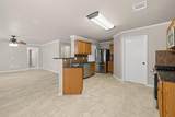 1421 Newbury St - Photo 11