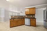 1421 Newbury St - Photo 13