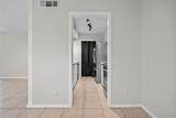 6718 Silvermine Dr - Photo 14