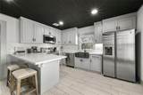 2903 Oak Ridge Dr - Photo 3
