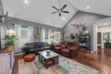 503 Chantilly Ln - Photo 10