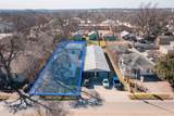 2117 Cesar Chavez St - Photo 21