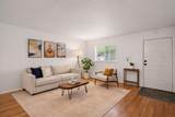 2122 Hancock Dr - Photo 2
