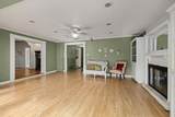 633 Castell Ave - Photo 15
