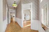 633 Castell Ave - Photo 3