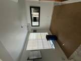 208 Medina St - Photo 8