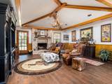 1045 Private Road 7005 - Photo 6