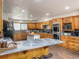 1045 Private Road 7005 - Photo 7