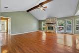 415 Meadow Ridge Dr - Photo 5